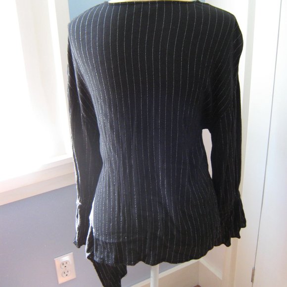 Juicy Couture Black Pinstripe Top - Picture 2 of 6